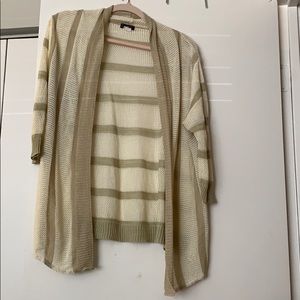 Cardigan 🛑3 for $7🛑